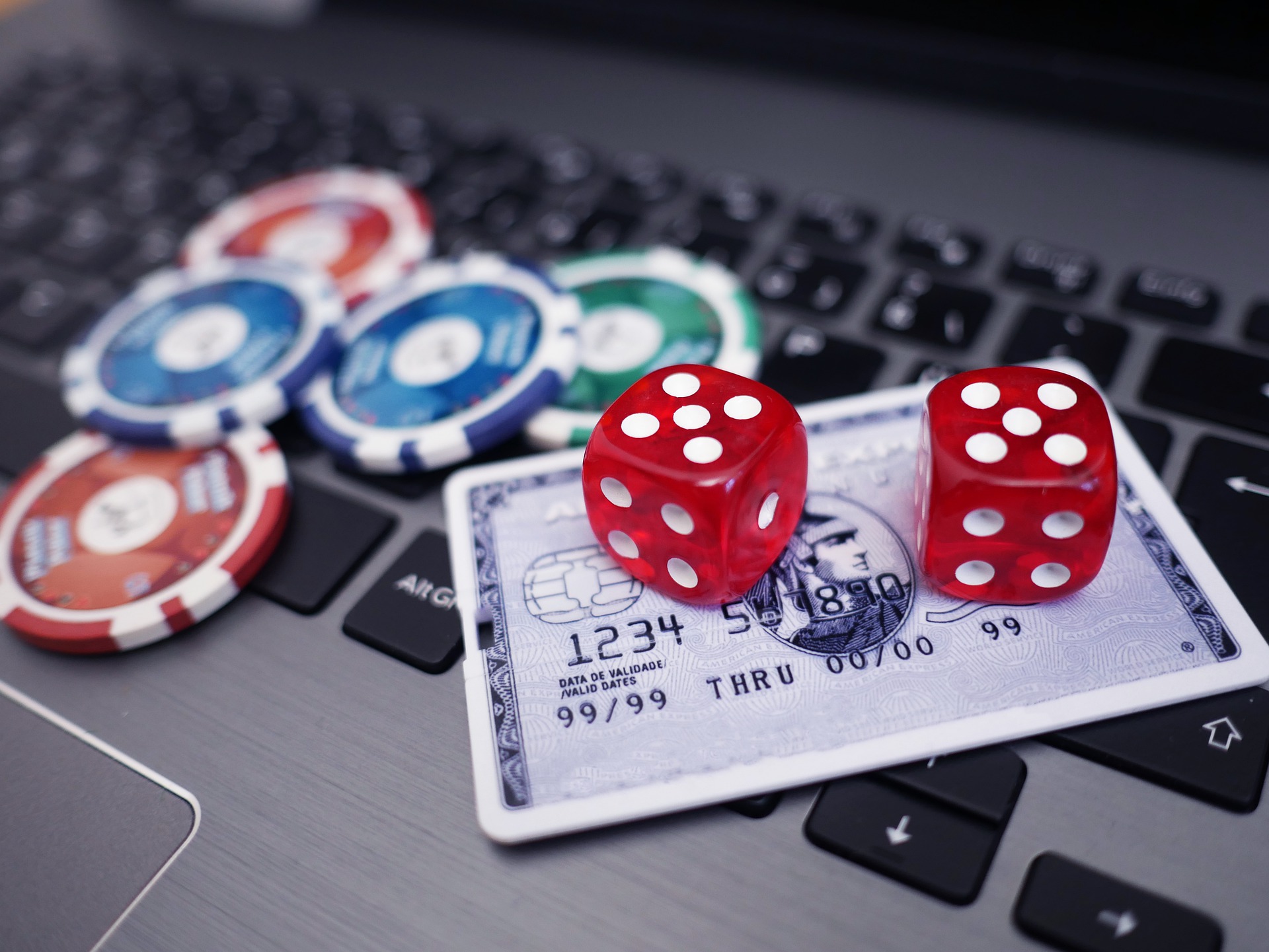 Zes methoden om sociale media te gebruiken om het merk van een casino een boost te geven